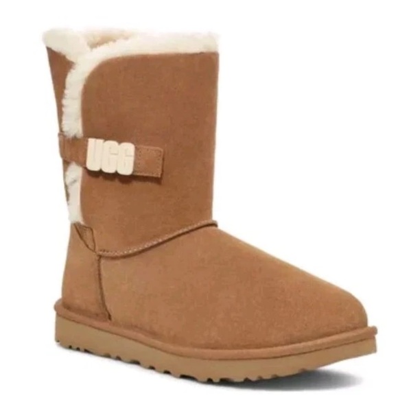 UGG Bailey Boots - Chestnut - Picture 2 of 9